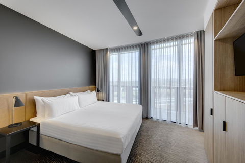 Vibe Hotel Canberra - Dalby Accommodation 42