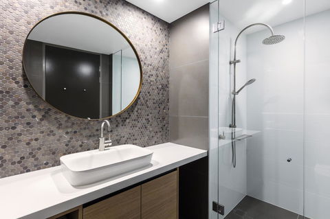 Vibe Hotel Canberra - Dalby Accommodation 25