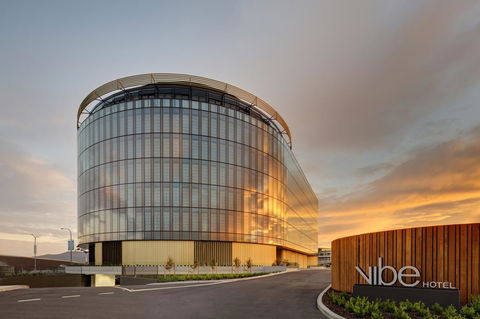 Vibe Hotel Canberra - Dalby Accommodation 30