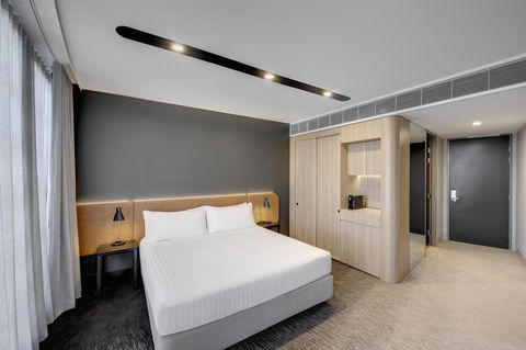 Vibe Hotel Canberra - Dalby Accommodation 11