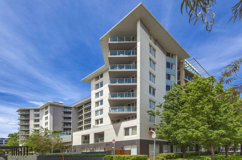 Pacific Suites Canberra - Dalby Accommodation 0