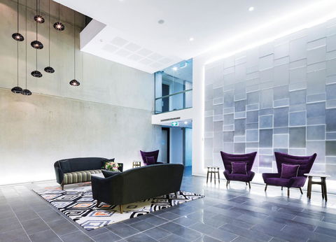 Avenue Hotel Canberra - Dalby Accommodation 1