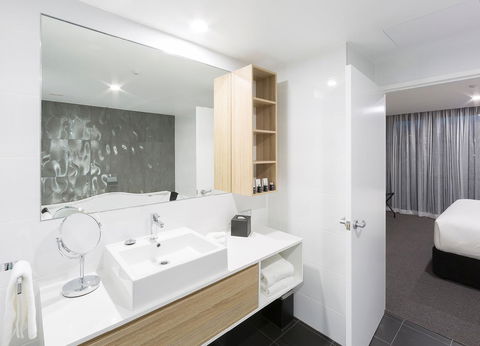 Avenue Hotel Canberra - Dalby Accommodation 11