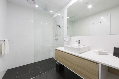 Avenue Hotel Canberra - Dalby Accommodation 29