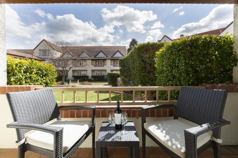 Mercure Canberra - Dalby Accommodation 1