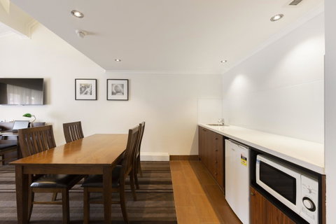 Mercure Canberra - Dalby Accommodation 17