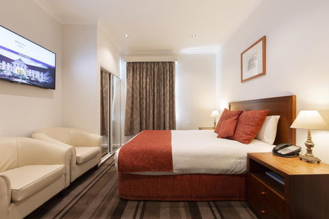 Mercure Canberra - Dalby Accommodation 21
