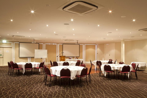 Mercure Canberra - Dalby Accommodation 42