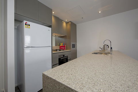 Manhattan 303 Canberra City ACT - Dalby Accommodation 14