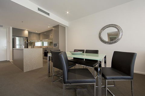 Manhattan 303 Canberra City ACT - Dalby Accommodation 30