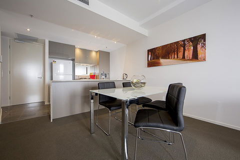 Manhattan 303 Canberra City ACT - Dalby Accommodation 15