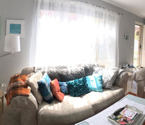 Finches Canberra - Dalby Accommodation 13