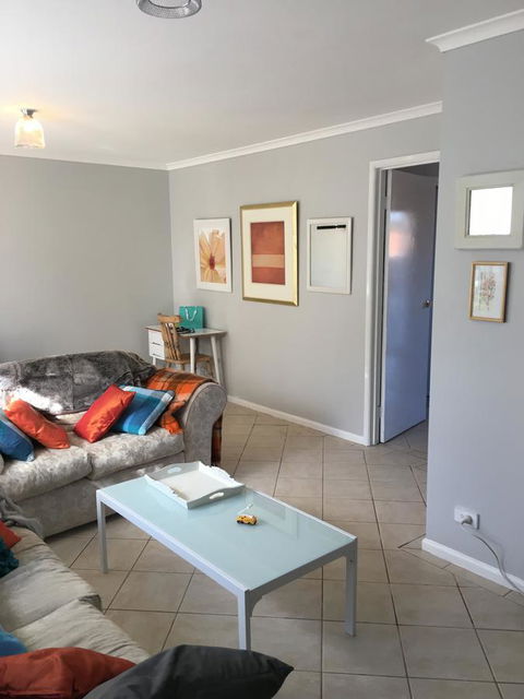 Finches Canberra - Dalby Accommodation 14