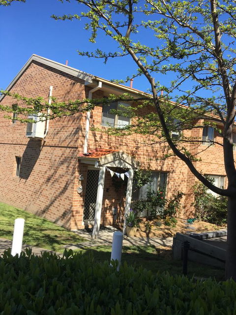 Finches Canberra - Dalby Accommodation 32