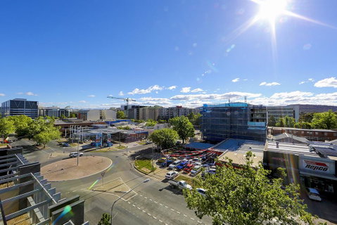 Mode 220 Braddon ACT - Dalby Accommodation 10