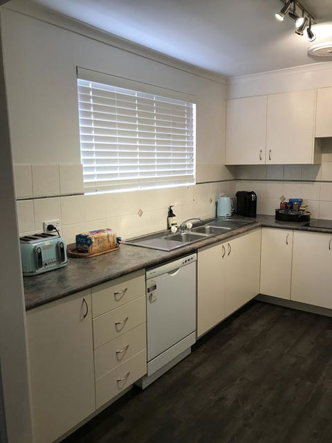 Central Tranquility Heart Of Orange - Dalby Accommodation 9