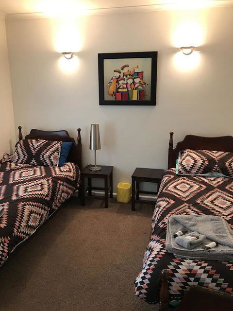 Central Tranquility Heart Of Orange - Dalby Accommodation 18