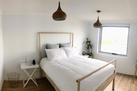 Staying Places - The Avenue - Dalby Accommodation 10