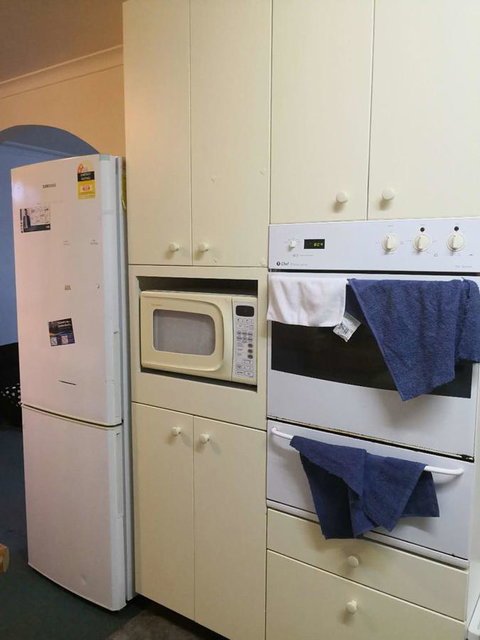 Space And Quiet Safe Room Canberra - Dalby Accommodation 7