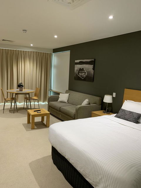 Wallaroo Marina Stayz - Dalby Accommodation 6