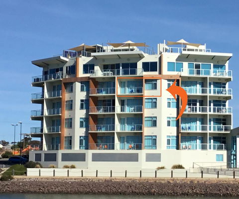 Wallaroo Marina Waterfront Luxe Apartment - Dalby Accommodation 0