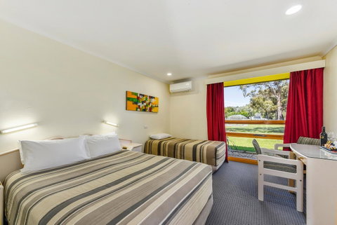 William Macintosh Motor Lodge - Dalby Accommodation 14