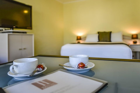 William Macintosh Motor Lodge - Dalby Accommodation 32