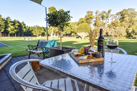 William Macintosh Motor Lodge - Dalby Accommodation 2