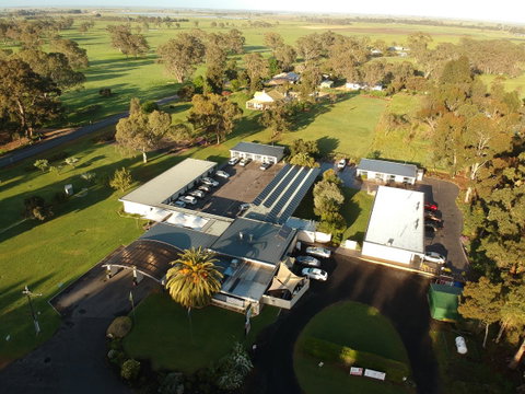 William Macintosh Motor Lodge - Dalby Accommodation 9
