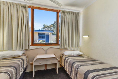 William Macintosh Motor Lodge - Dalby Accommodation 21