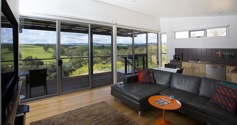 Barossa Pavilions & Glasshouse - Dalby Accommodation 5