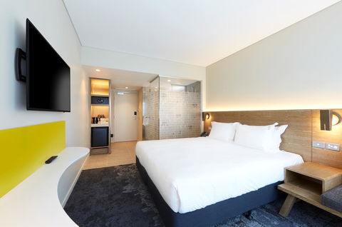 Holiday Inn Express Adelaide City Centre, An IHG Hotel - Dalby Accommodation 7