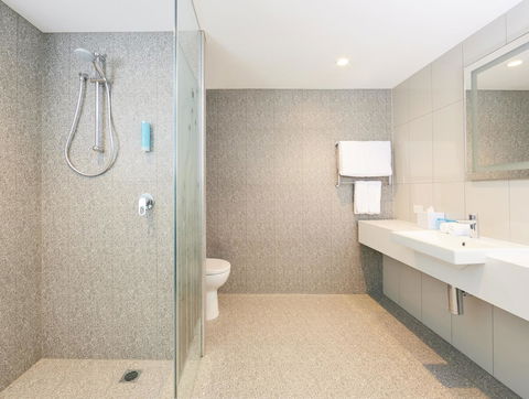 Holiday Inn Express Adelaide City Centre, An IHG Hotel - Dalby Accommodation 13