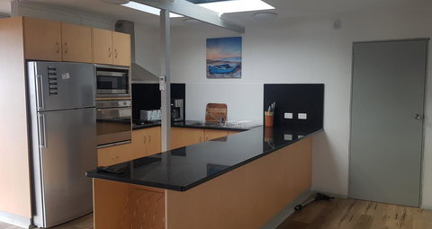 Breeze On Northbay 67 Elizabeth Crescent Carrickalinga - Dalby Accommodation 11