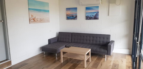 Breeze On Northbay 67 Elizabeth Crescent Carrickalinga - Dalby Accommodation 8