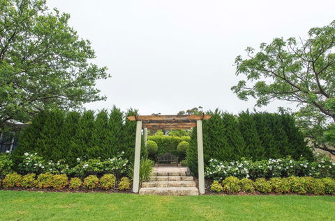 S T U D I O 22 Peaceful Retreat With Garden Views - Dalby Accommodation 10