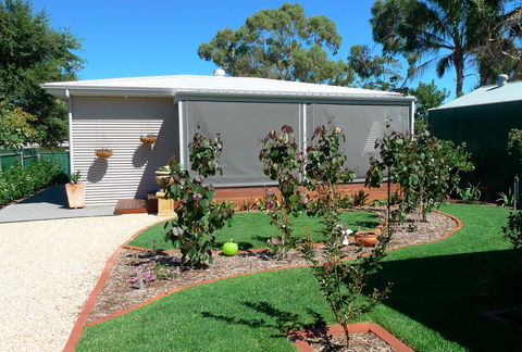 Grassmere House Magill - Dalby Accommodation 17