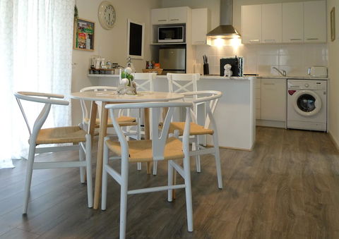 Grassmere House Magill - Dalby Accommodation 2