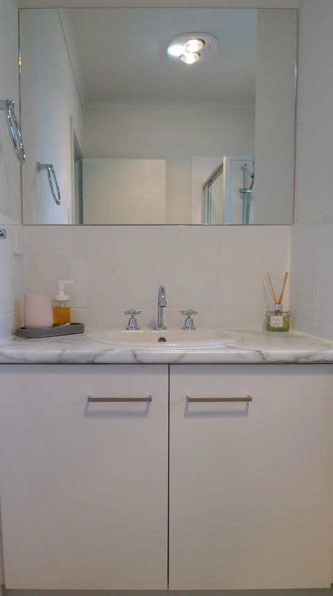 Grassmere House Magill - Dalby Accommodation 10