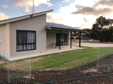 Jalilla Village - Dalby Accommodation 2