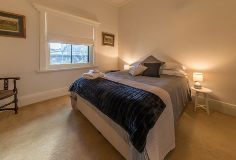 The Tudor House - Dalby Accommodation 11