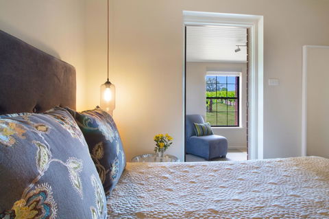 Stonewell Cottages And Vineyards - Dalby Accommodation 36