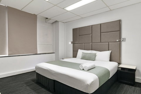 Cosmo On Bank - Dalby Accommodation 7