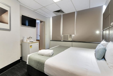 Cosmo On Bank - Dalby Accommodation 10