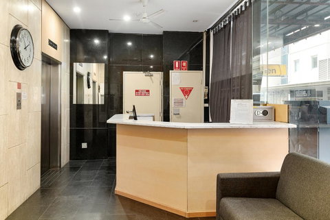Cosmo On Bank - Dalby Accommodation 14