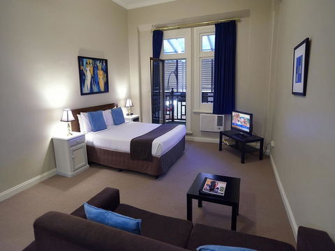 Mansions On Pulteney - Dalby Accommodation 1