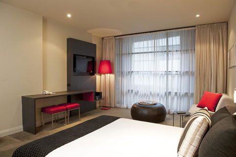 Mantra Hindmarsh Square - Dalby Accommodation 1