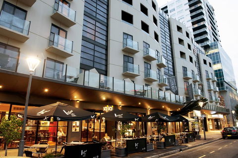 Mantra Hindmarsh Square - Dalby Accommodation 3
