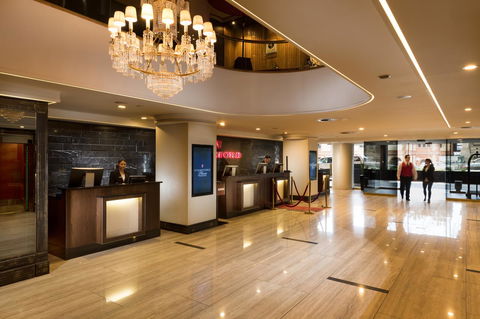 Stamford Plaza Adelaide - Dalby Accommodation 22