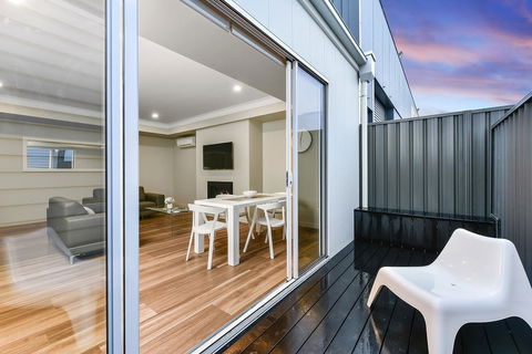 Aloha Central Luxury Apartments - Dalby Accommodation 25